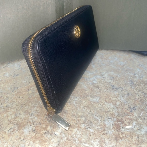 EUC Tory Burch Black Wallet - Picture 3 of 15